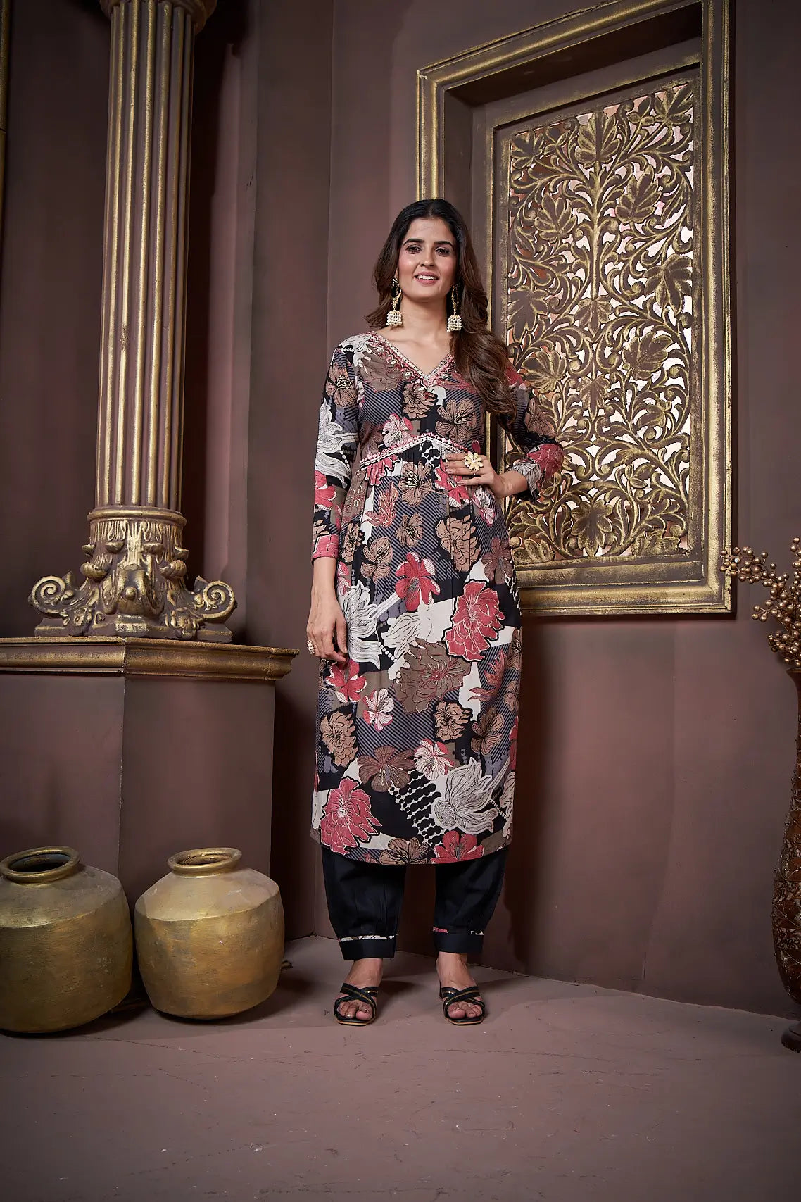 Black Floral Print Handwork Kurta Set with Pant & Dupatta - qivii