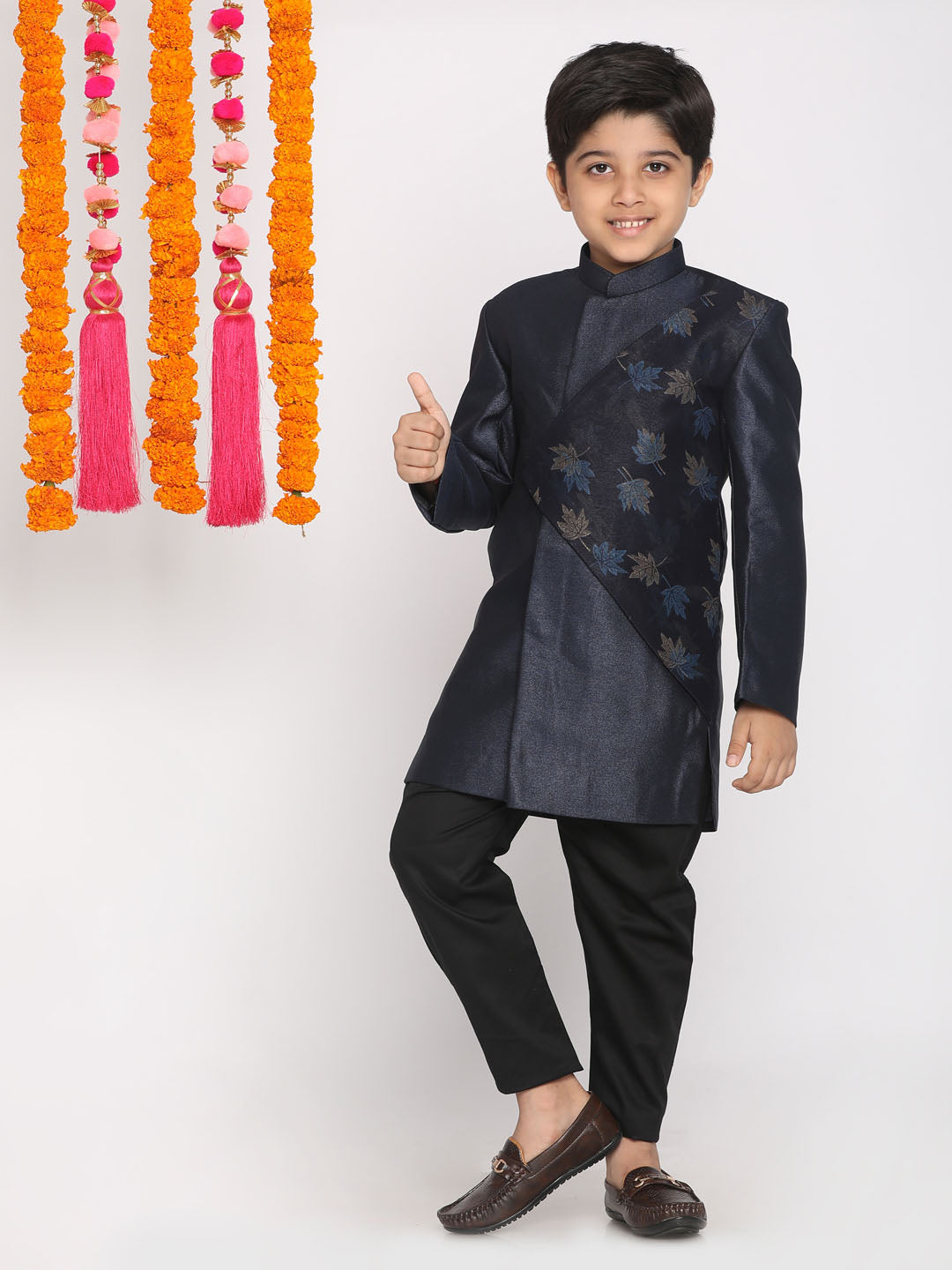 VASTRAMAY Boys Navy Blue Slim-Fit Sherwani Set - qivii