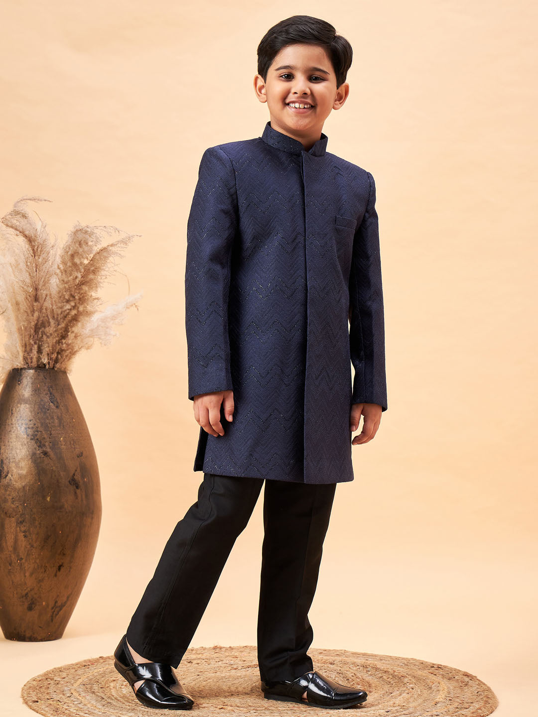 VASTRAMAY Boy's Navy Blue Glitter Indo Western Sherwani Set - qivii