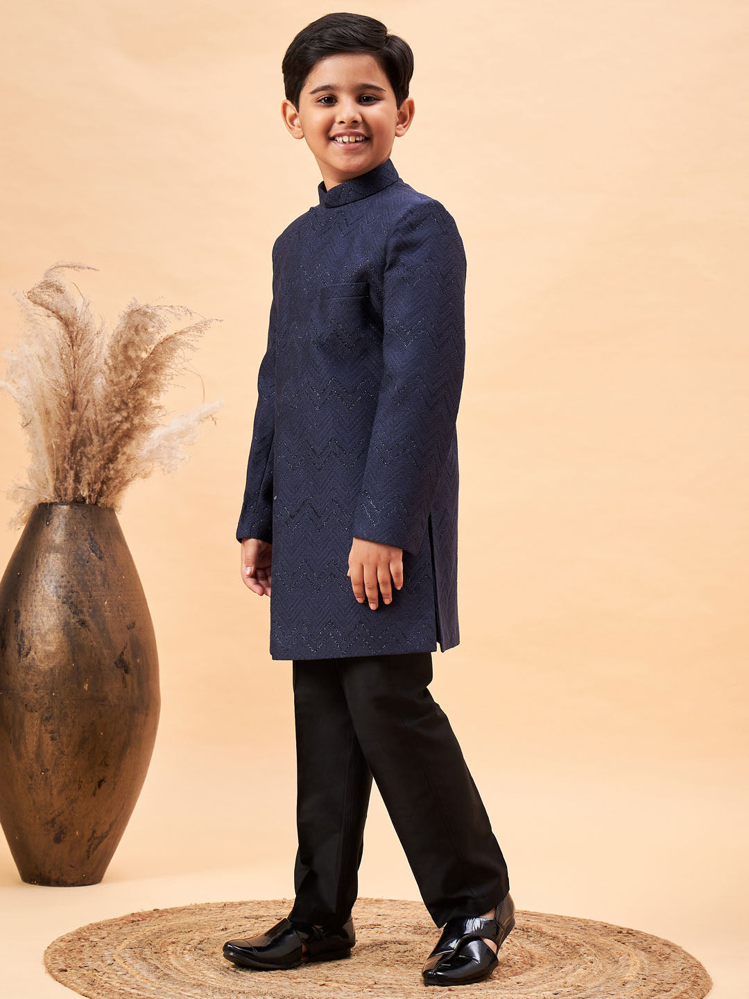 VASTRAMAY Boy's Navy Blue Glitter Indo Western Sherwani Set - qivii