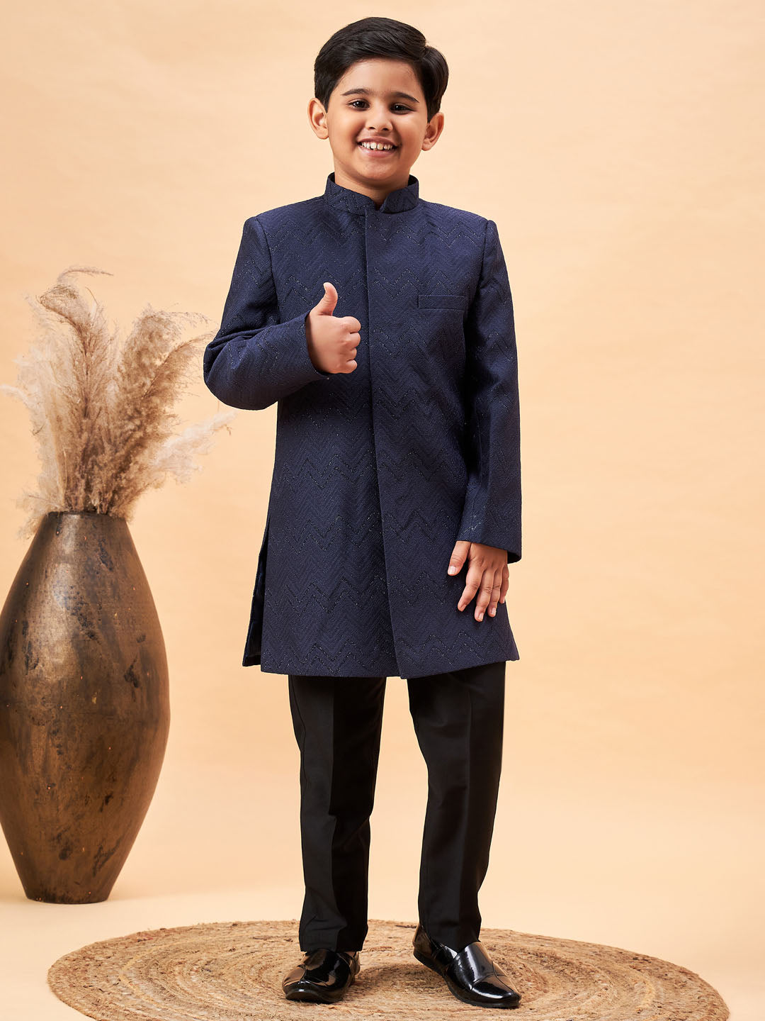 VASTRAMAY Boy's Navy Blue Glitter Indo Western Sherwani Set - qivii