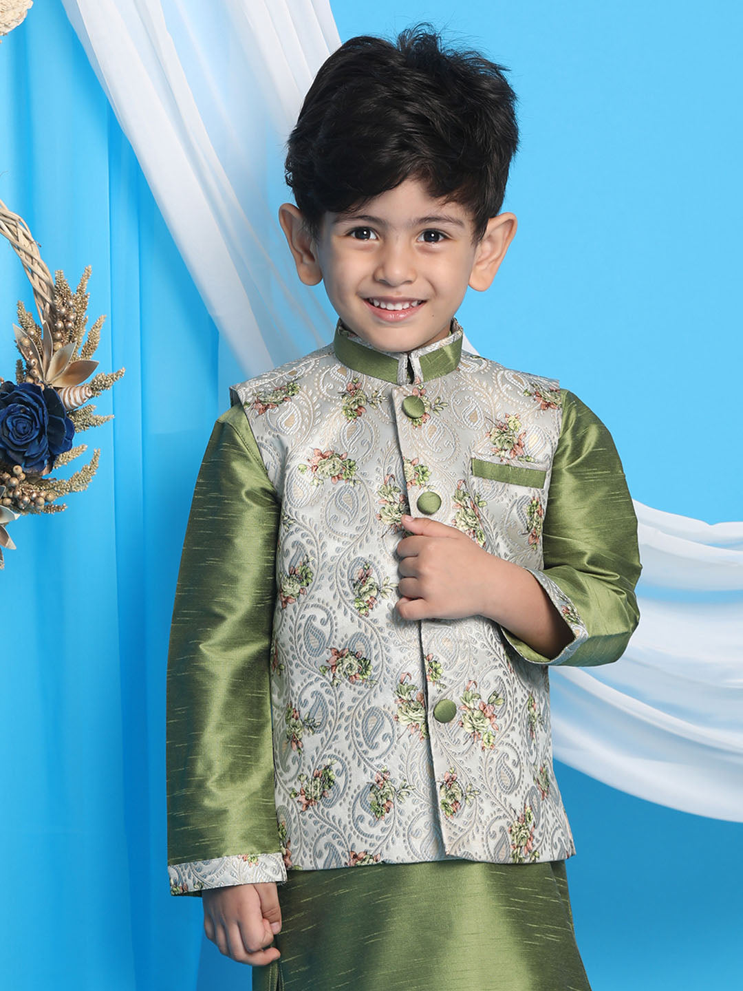VASTRAMAY Boy's Grey & Green Printed Woven Nehru Jacket - qivii