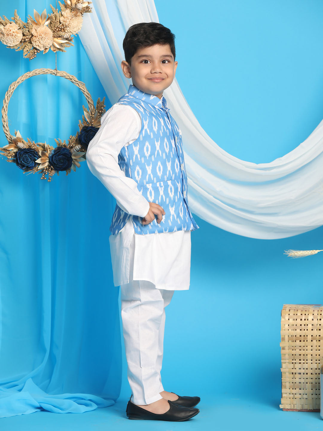 VASTRAMAY Boys' Aqua Nehru Jacket With White Cotton Kurta Pyjama set - qivii
