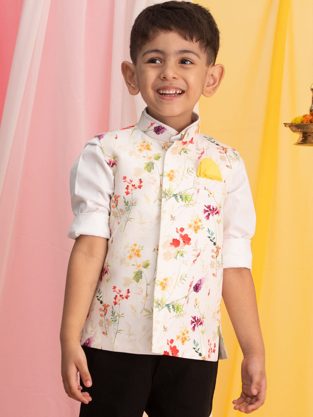 VASTRAMAY Boy's Multicolor Base Cotton Printed Nehru Jacket - qivii
