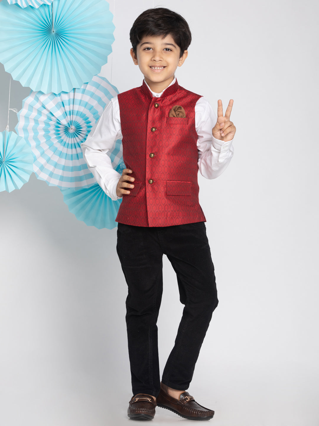 Vastramay Boys Maroon Nehru Jacket - qivii