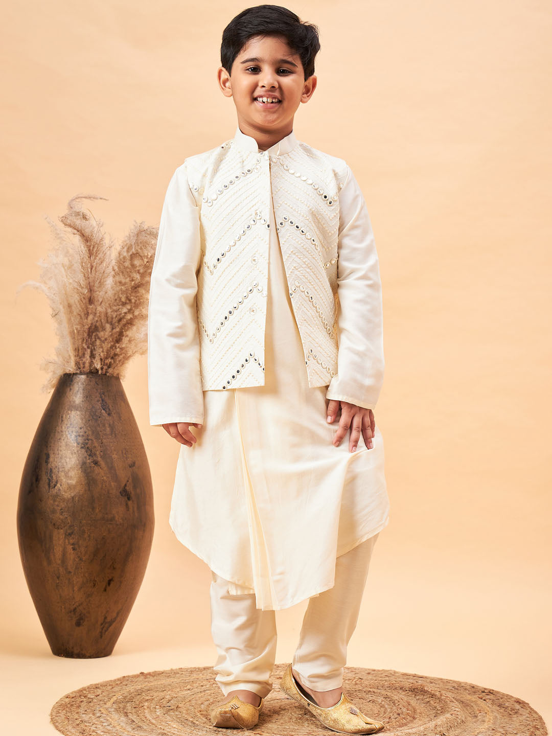VASTRAMAY Boy's Cream Mirror Work Jacket And Pleated Kurta Pyjama Set - qivii