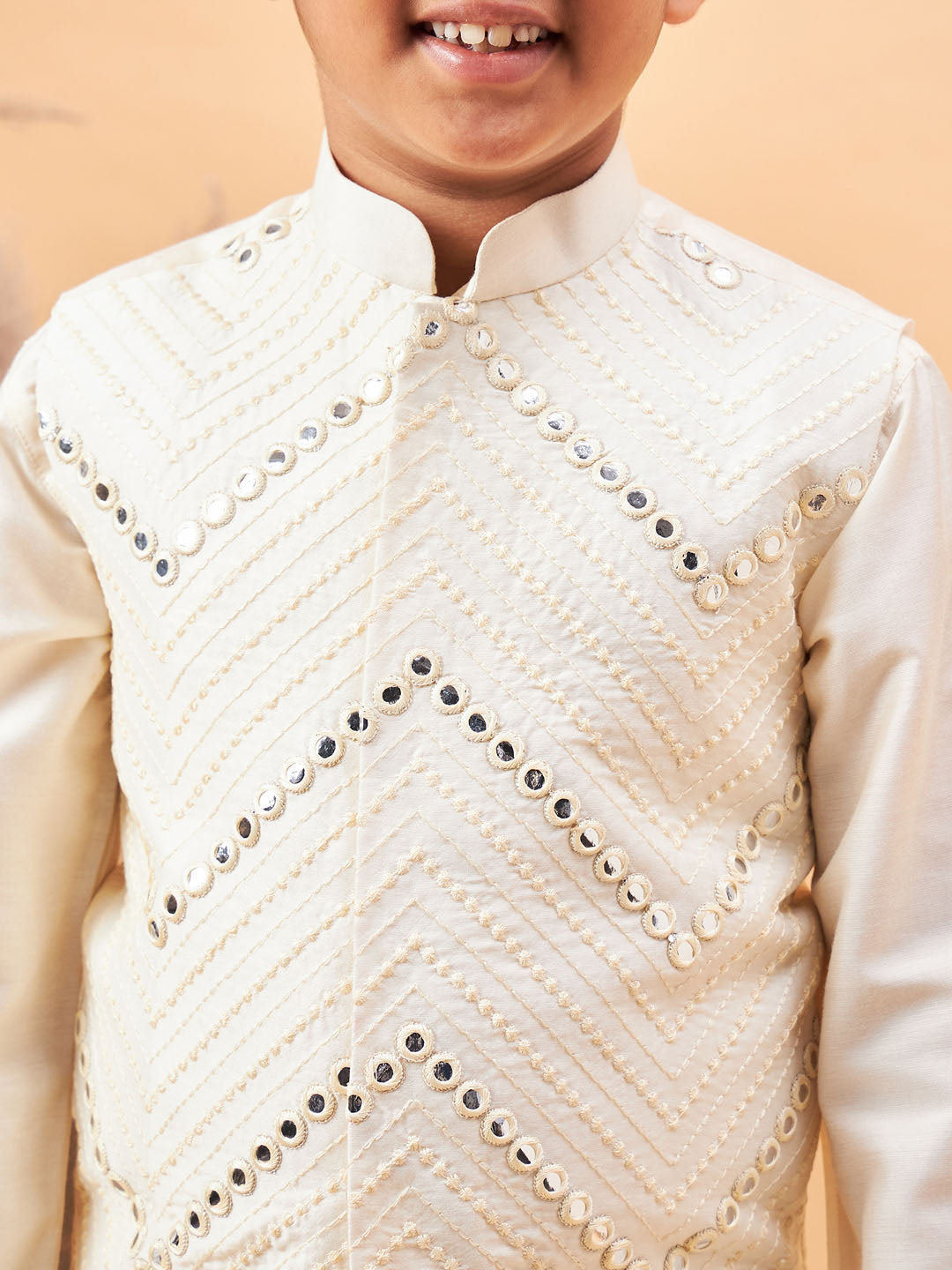 VASTRAMAY Boy's Cream Mirror Work Jacket And Pleated Kurta Pyjama Set - qivii