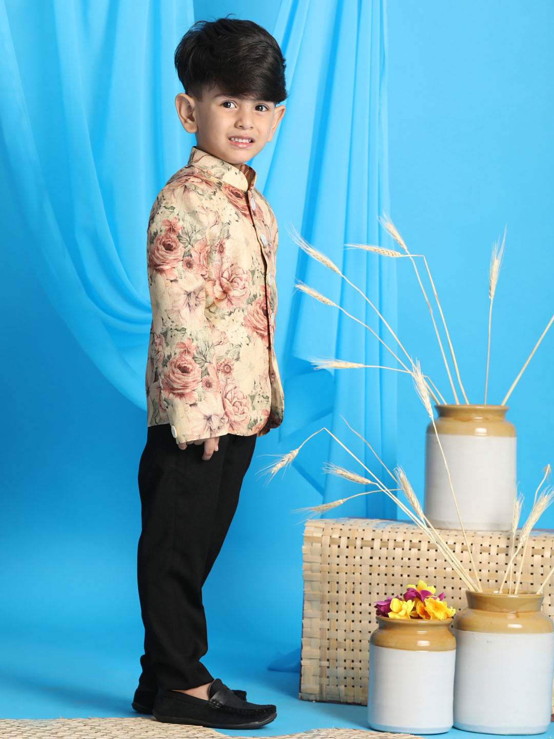VASTRAMAY Boy's Beige Printed Jodhpuri - qivii