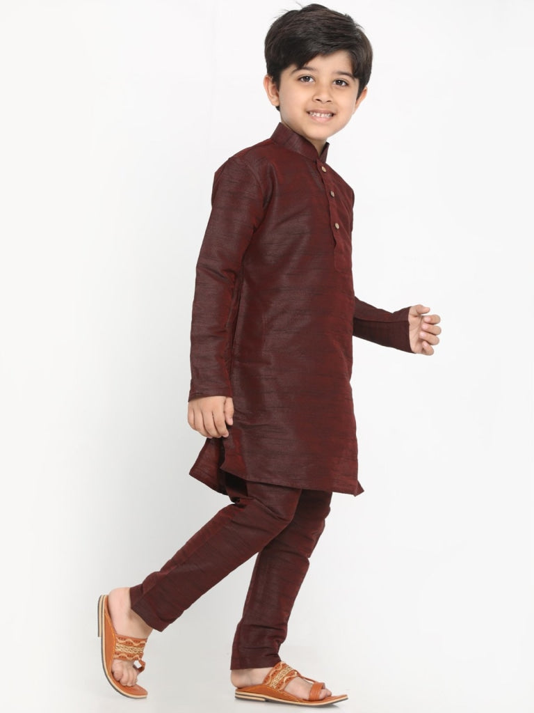 VASTRAMAY Boys Silk Blend Kurta and Pyjama Set - qivii