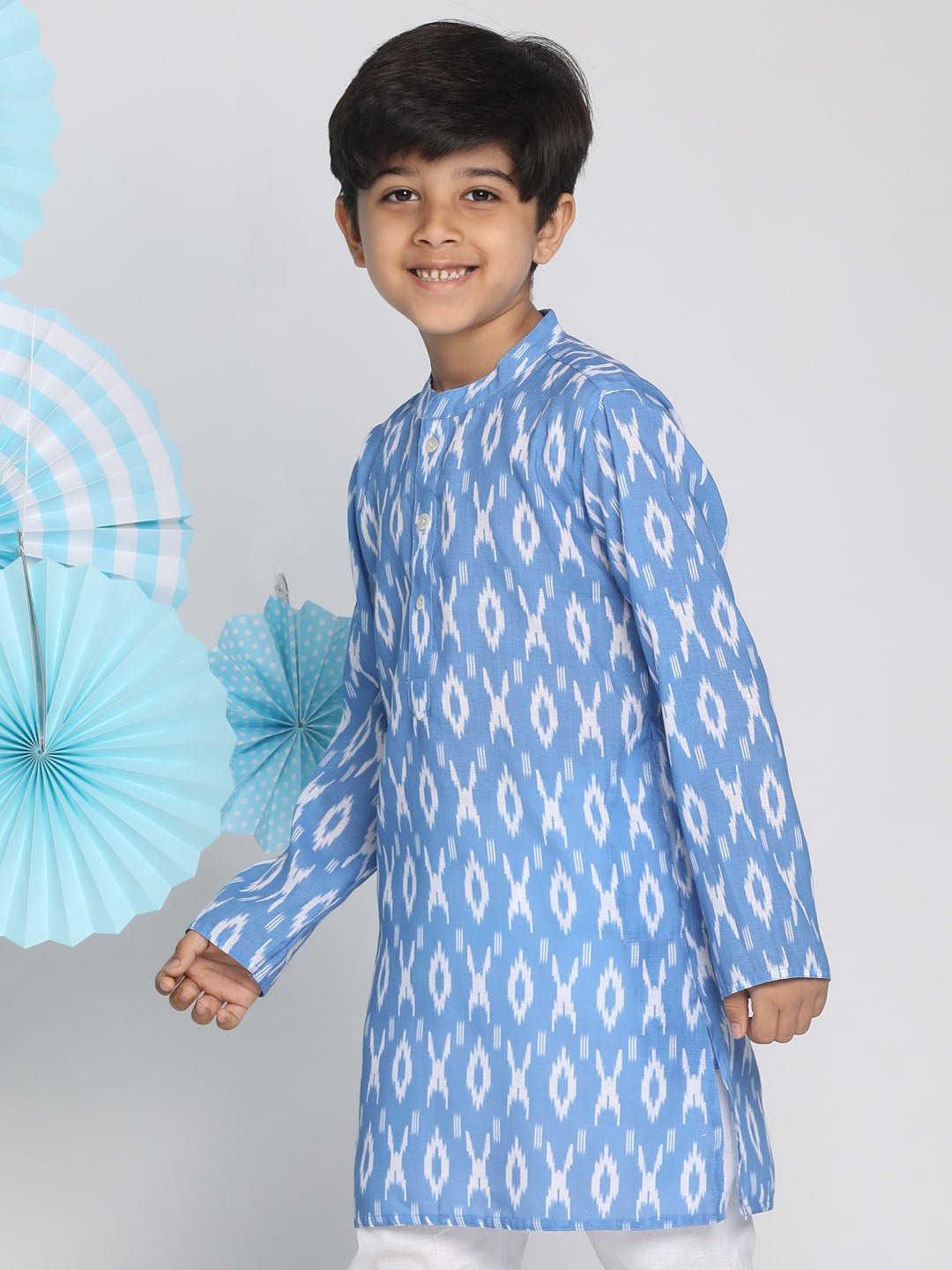 VASTRAMAY Boys Aqua Traditional Ikkat Print Flat Collar Kurta - qivii