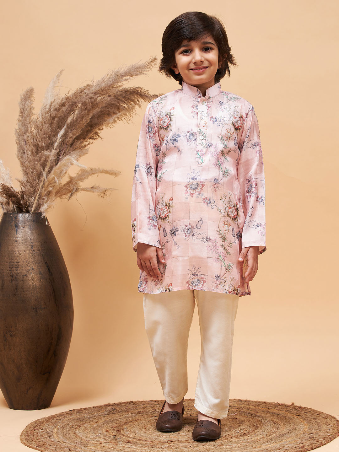 VASTRAMAY Boy's Pink Floral Printed Silk Blend Kurta Pyjama Set - qivii