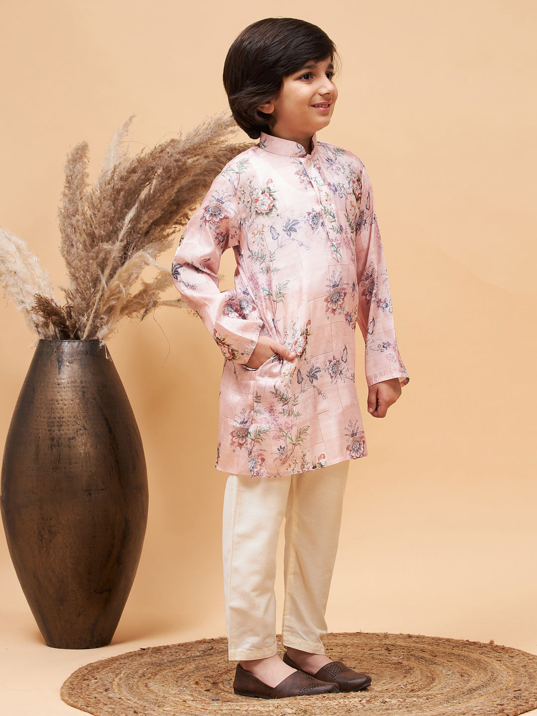 VASTRAMAY Boy's Pink Floral Printed Silk Blend Kurta Pyjama Set - qivii