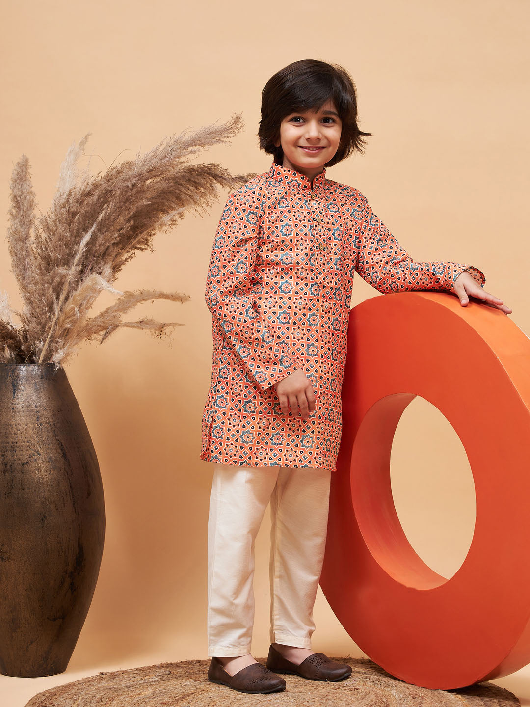 VASTRAMAY Boy's Orange Printed Kurta And Cream Pyjama Set - qivii