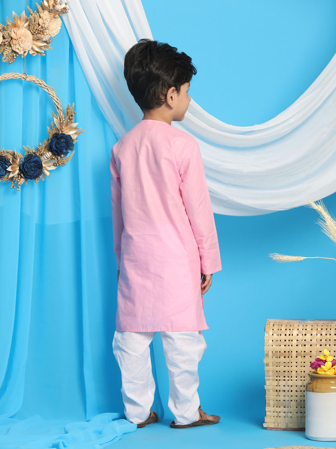 VASTRAMAY Boys' Pink Kurta And White Pyjama Set - qivii