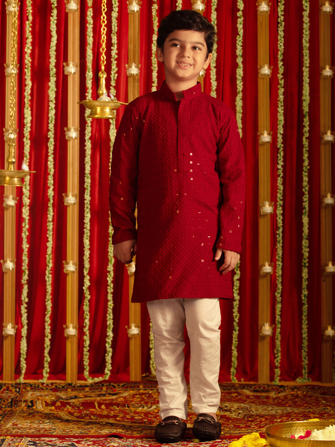 VASTRAMAY Boys' Maroon And White Schiffli Kurta Pyjama Set - qivii
