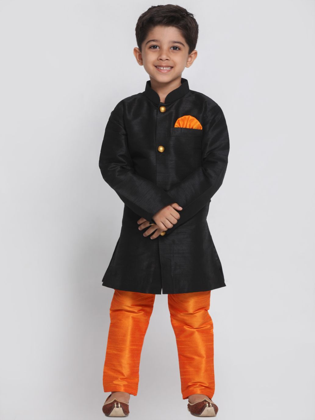 VASTRAMAY Boys' Black Silk Blend Sherwani - qivii
