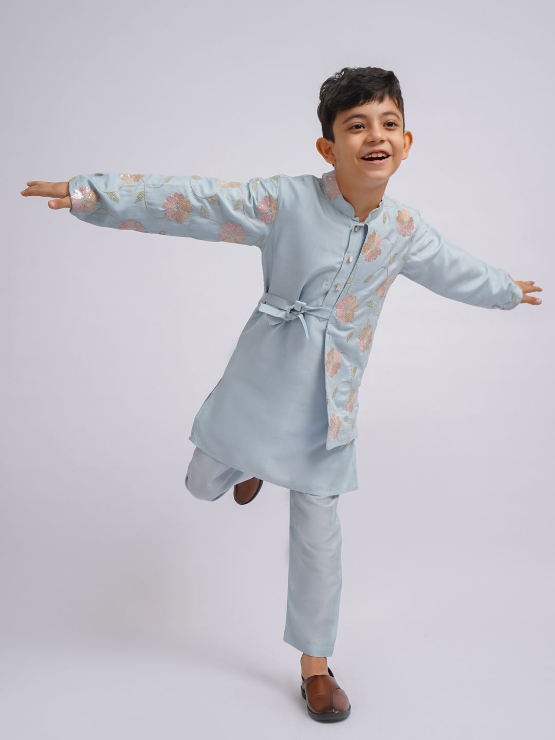 VASTRAMAY Boys' Aqua Kurta And Pyjama Set - qivii