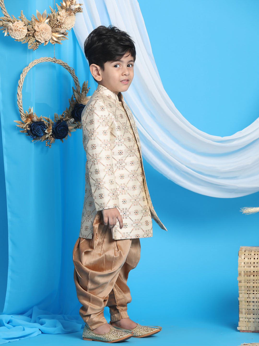 VASTRAMAY Boys Gold Sherwani Set - qivii