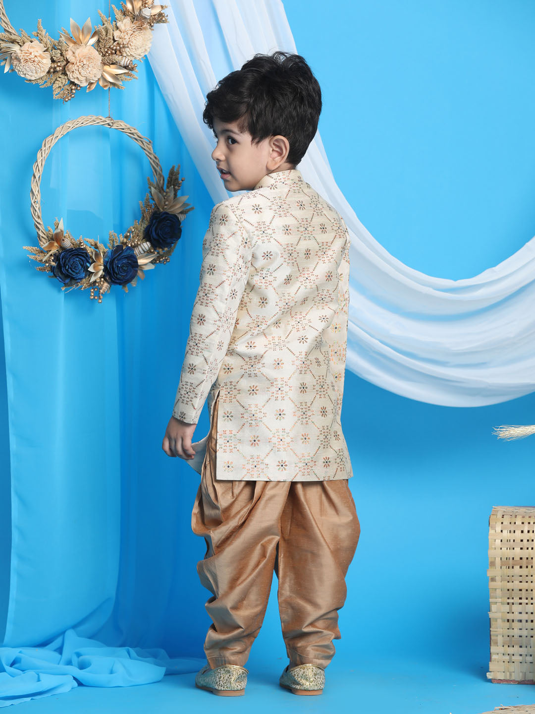 VASTRAMAY Boys Gold Sherwani Set - qivii