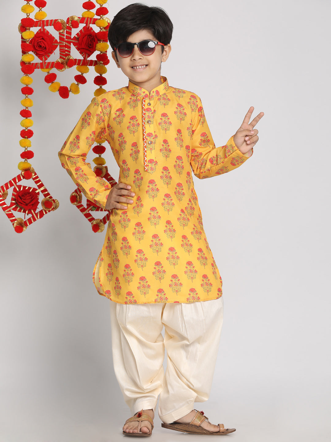 VASTRAMAY Boys' Multicolor-Base-Mustard Printed Kurta - qivii