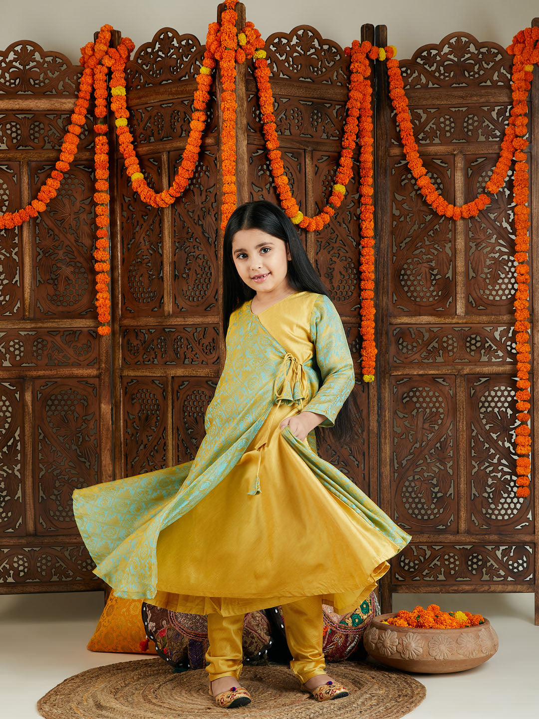 VASTRAMAY Girl's Aqua Jacquard Anarkali Kurta Salwar Set - qivii