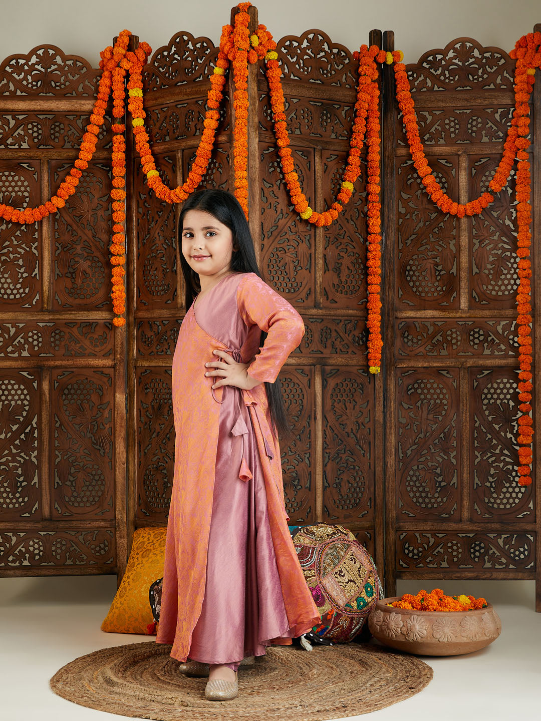 VASTRAMAY Girl's Pink Jacquard Anarkali Kurta Salwar Set - qivii