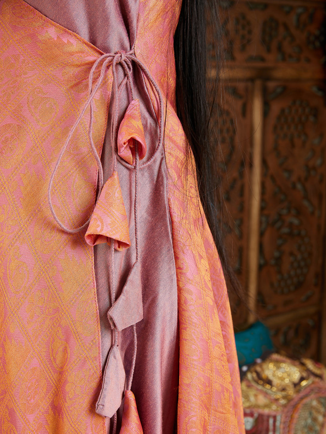 VASTRAMAY Girl's Pink Jacquard Anarkali Kurta Salwar Set - qivii