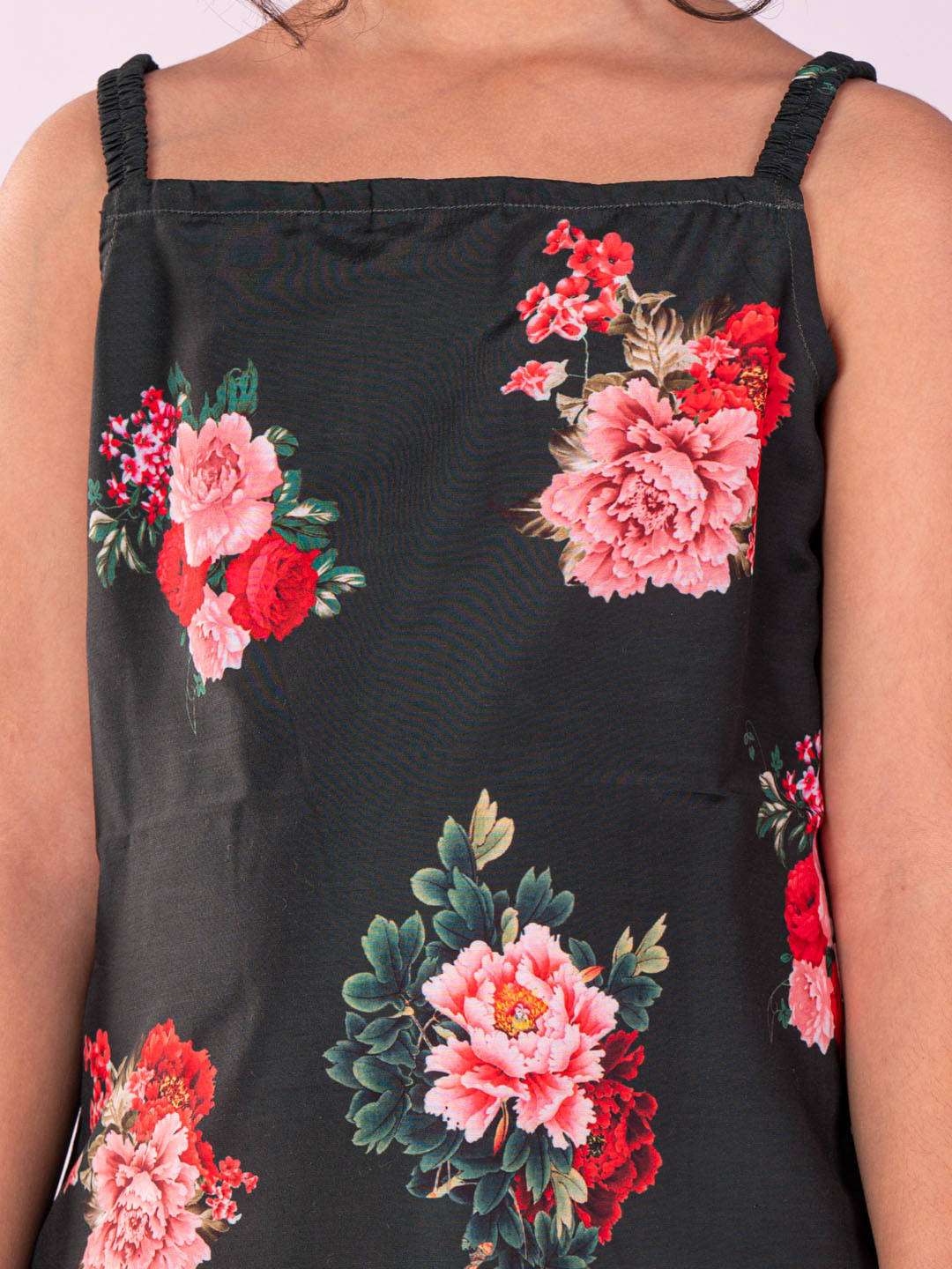 VASTRAMAY Girls' Floral Printed Cotton Silk Kurta And Tulip Pant Set - qivii