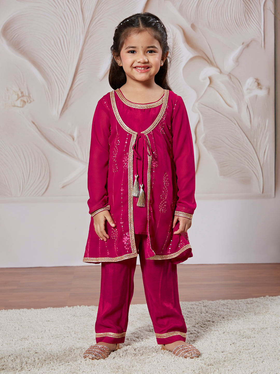 VASTRAMAY Girls' Magenta Jacket Kurta Set - qivii