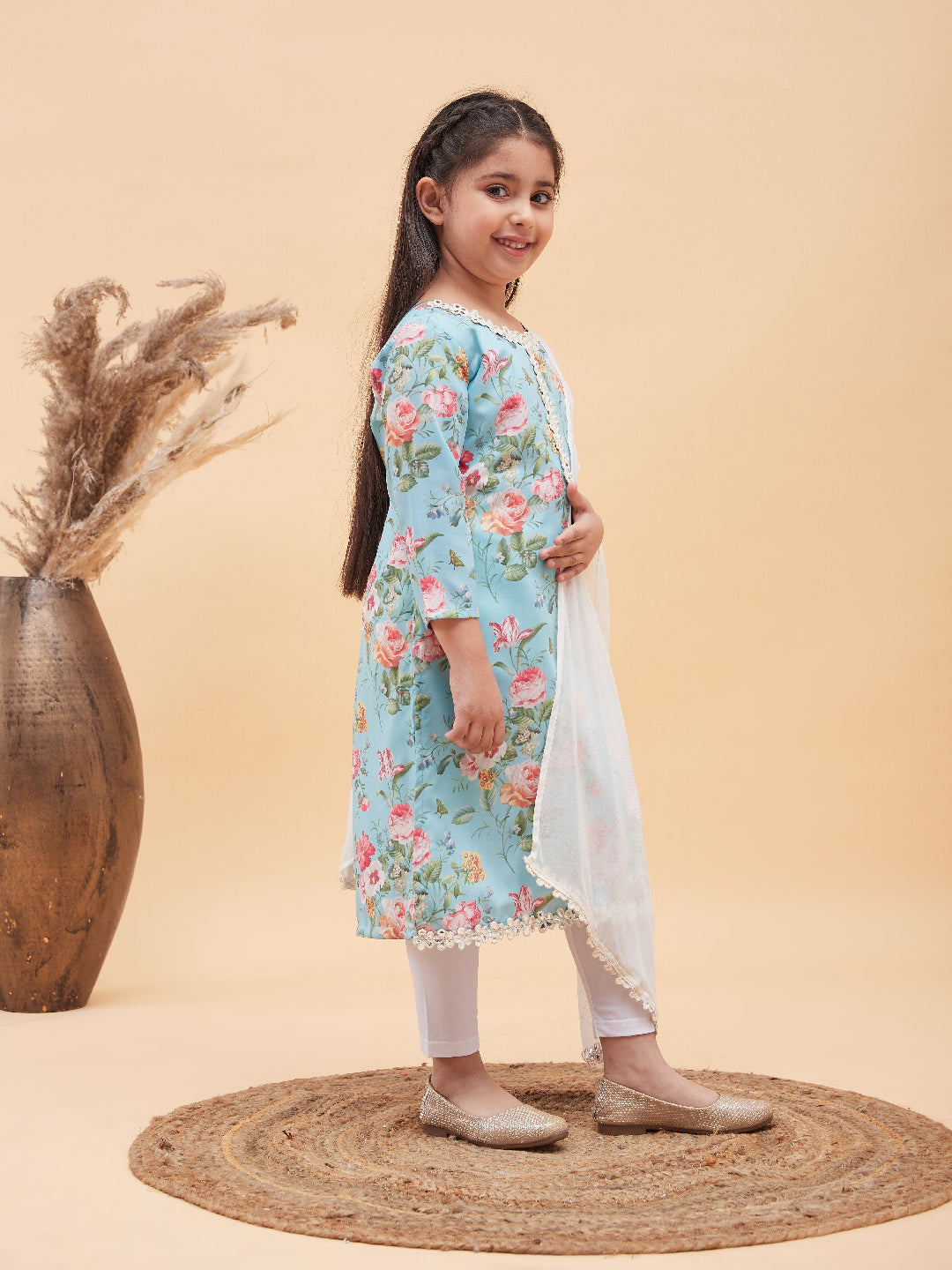 VASTRAMAY Girls Aqua Blue Floral Printed Kurta With Leggings And Dupatta Set - qivii