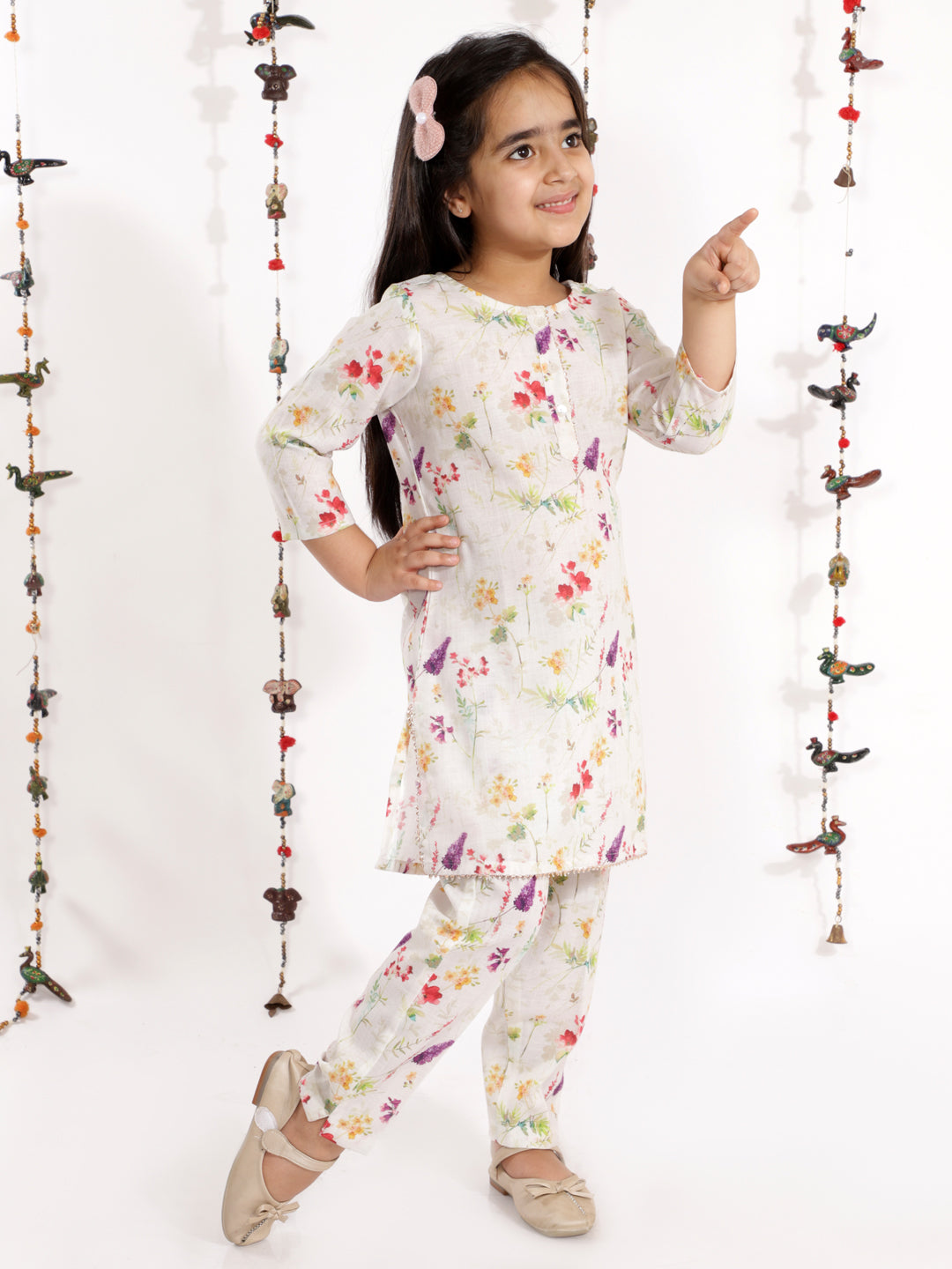 VASTRAMAY Girls' Multicolor-Base Cream Kurta Pant set - qivii