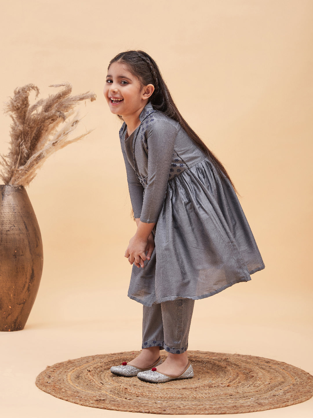 VASTRAMAY Girls Grey Anarkali Kurta Pyjama Set With Potli Bag - qivii