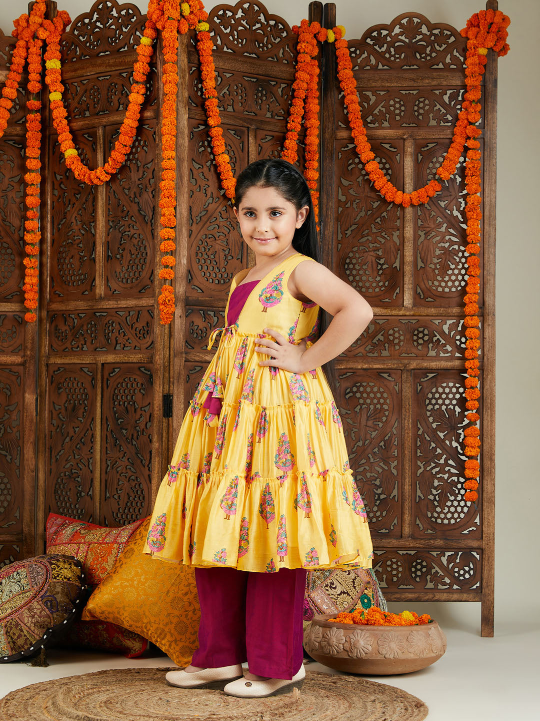 VASTRAMAY Girls' Yellow And Pink Ethnic Kurta Pant Set - qivii