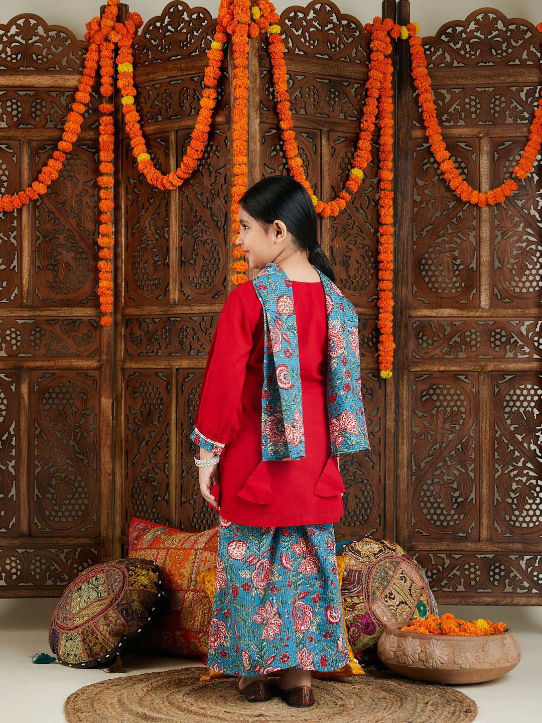 VASTRAMAY Girls Red kurta and Palazzo Pant Dupatta Set - qivii