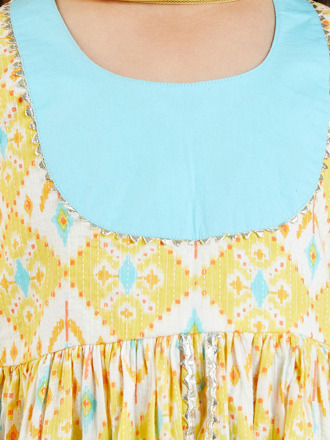 VASTRAMAY Girls Yellow Ikkat Print Sarara Set - qivii