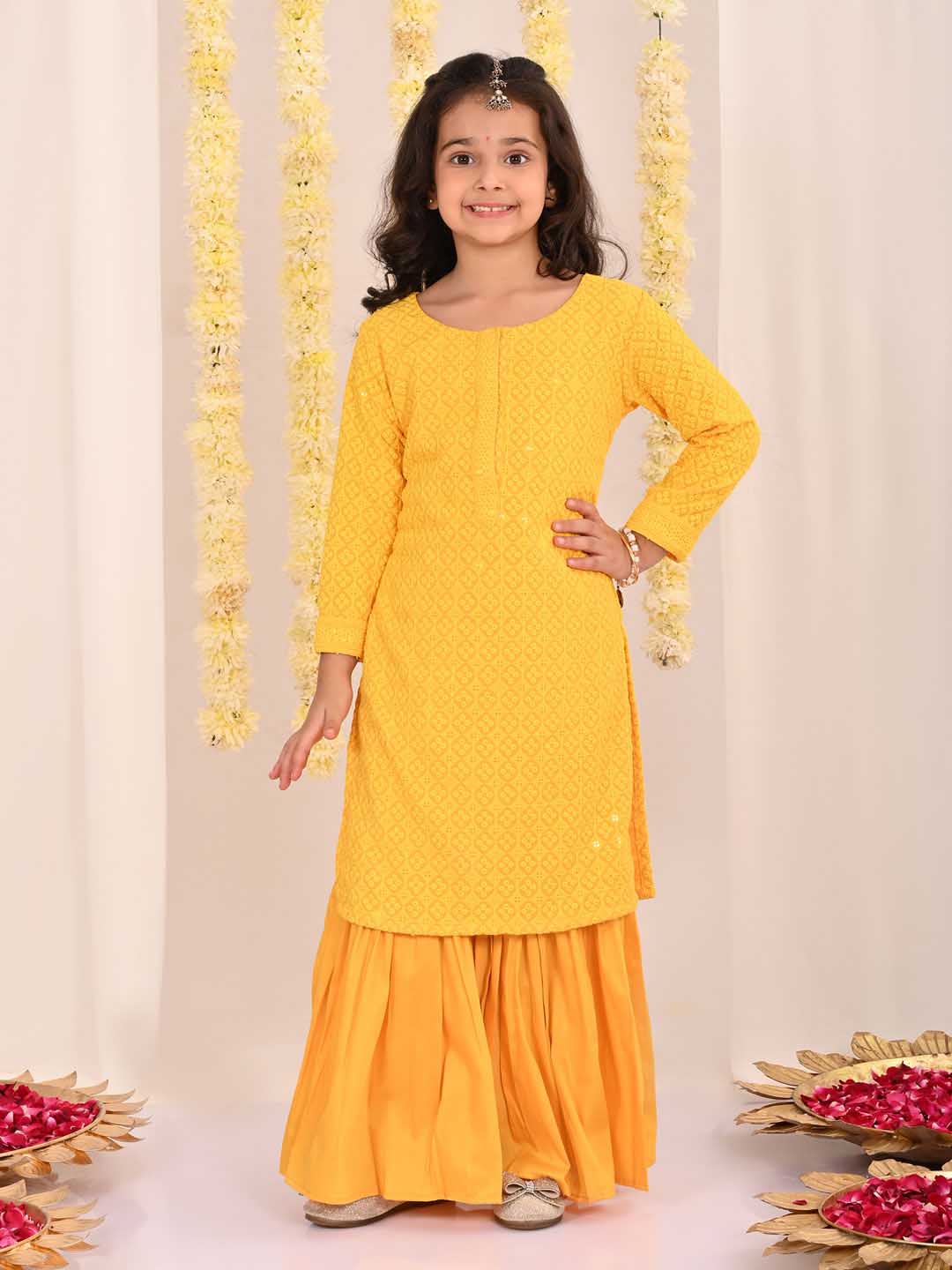 VASTRAMAY Girls' Yellow Embellished Kurta Palazzo Set - qivii