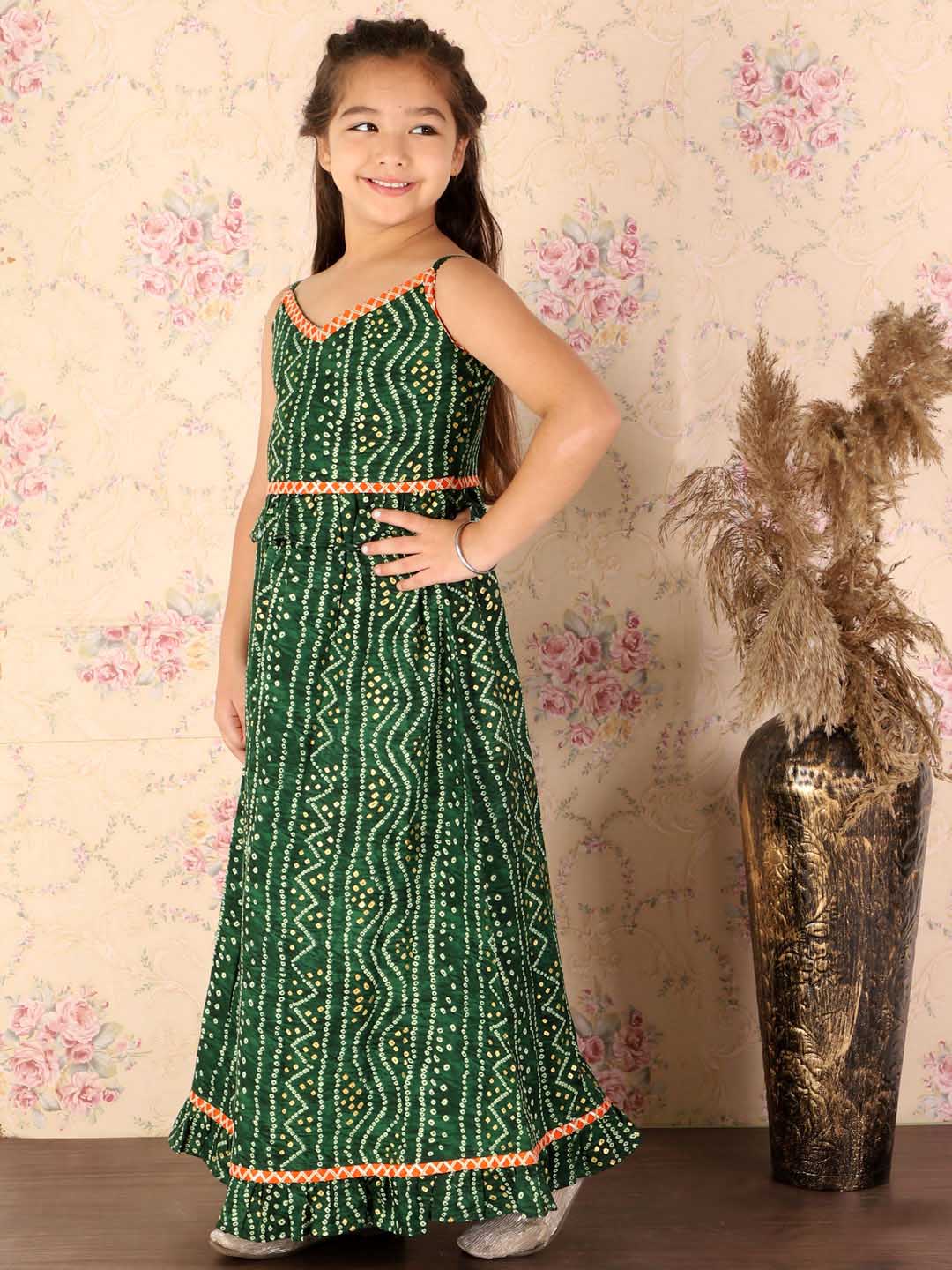 VASTRAMAY Girl's Green Bandhani Top And Long Skirt Set - qivii