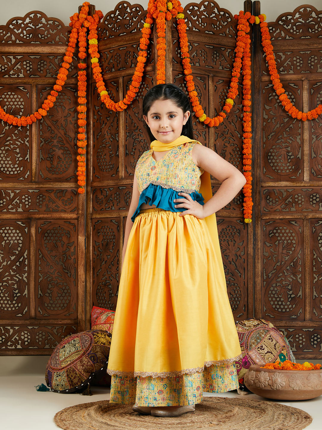 VASTRAMAY Girls' Yellow Silk Blend Embellished Lehenga Set - qivii