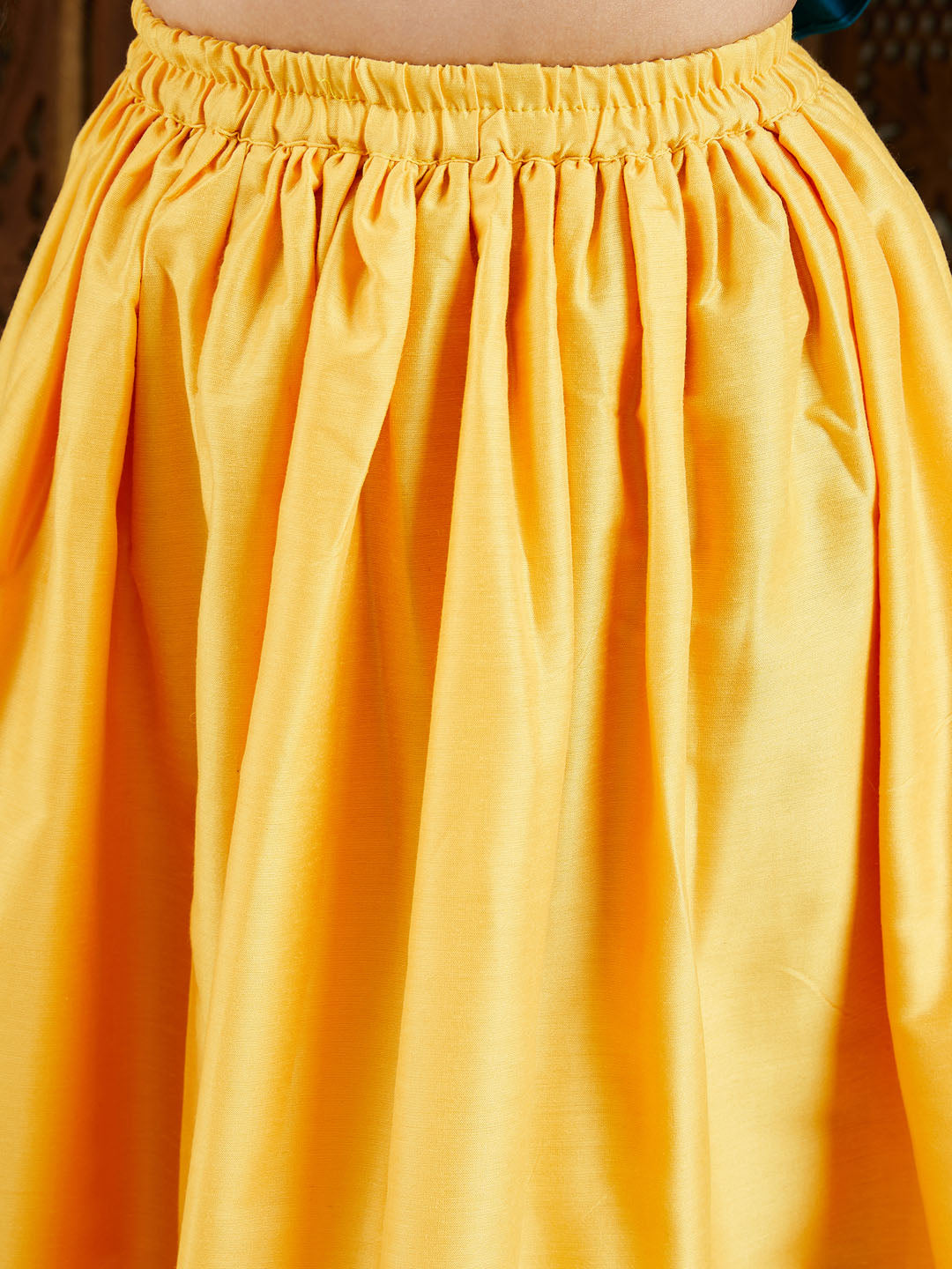 VASTRAMAY Girls' Yellow Silk Blend Embellished Lehenga Set - qivii