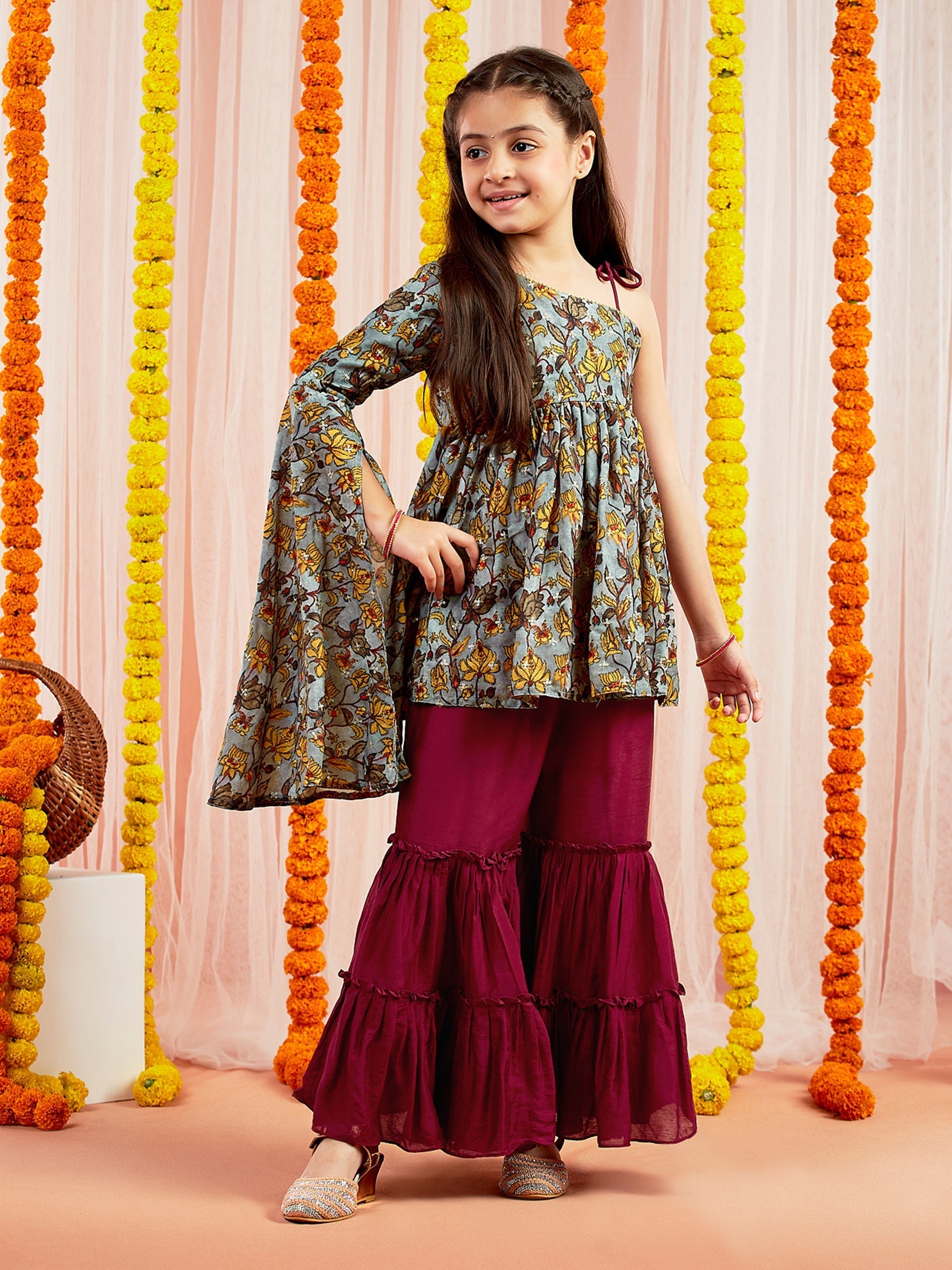 VASTRAMAY Girls' Grey Printed Tunic With Palazzo Set - qivii