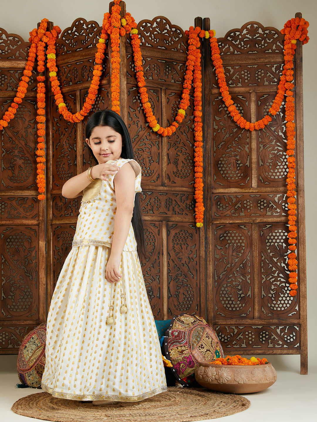 VASTRAMAY Girls' Cream And Gold Jacquard Lehenga - qivii