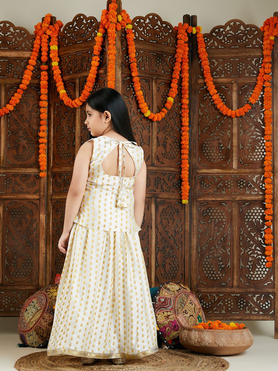VASTRAMAY Girls' Cream And Gold Jacquard Lehenga - qivii