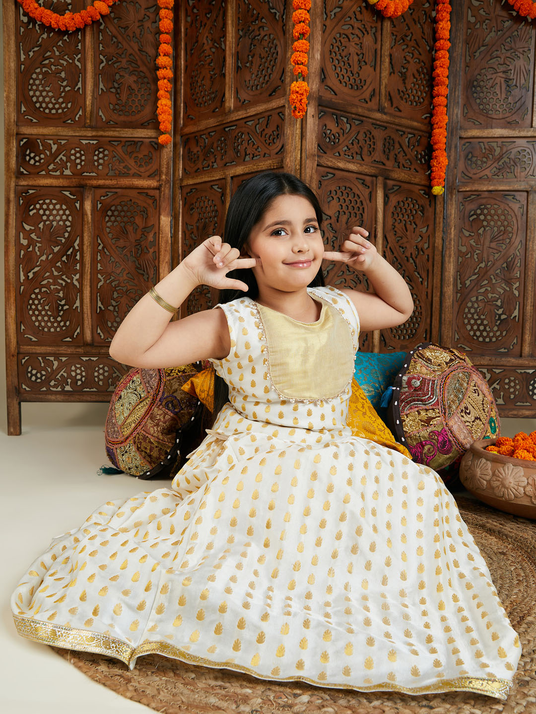 VASTRAMAY Girls' Cream And Gold Jacquard Lehenga - qivii