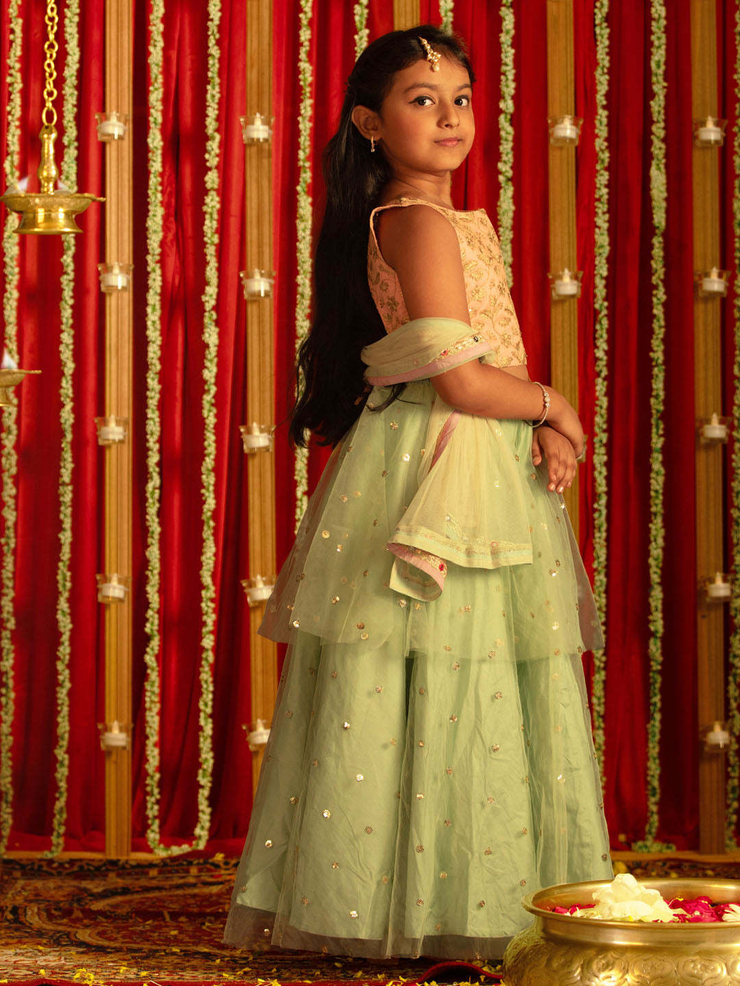 VASTRAMAY Girls' Pink Zari Embroidery Worked Crop Top And Net Lehenga Set - qivii