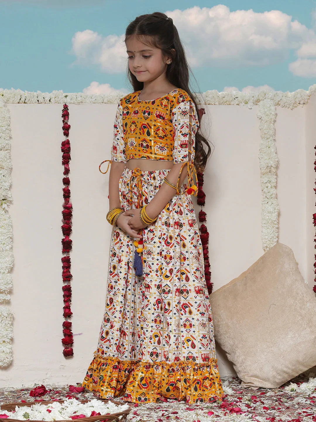 Girl's' Yellow And Cream Patola Print Lehenga Set
