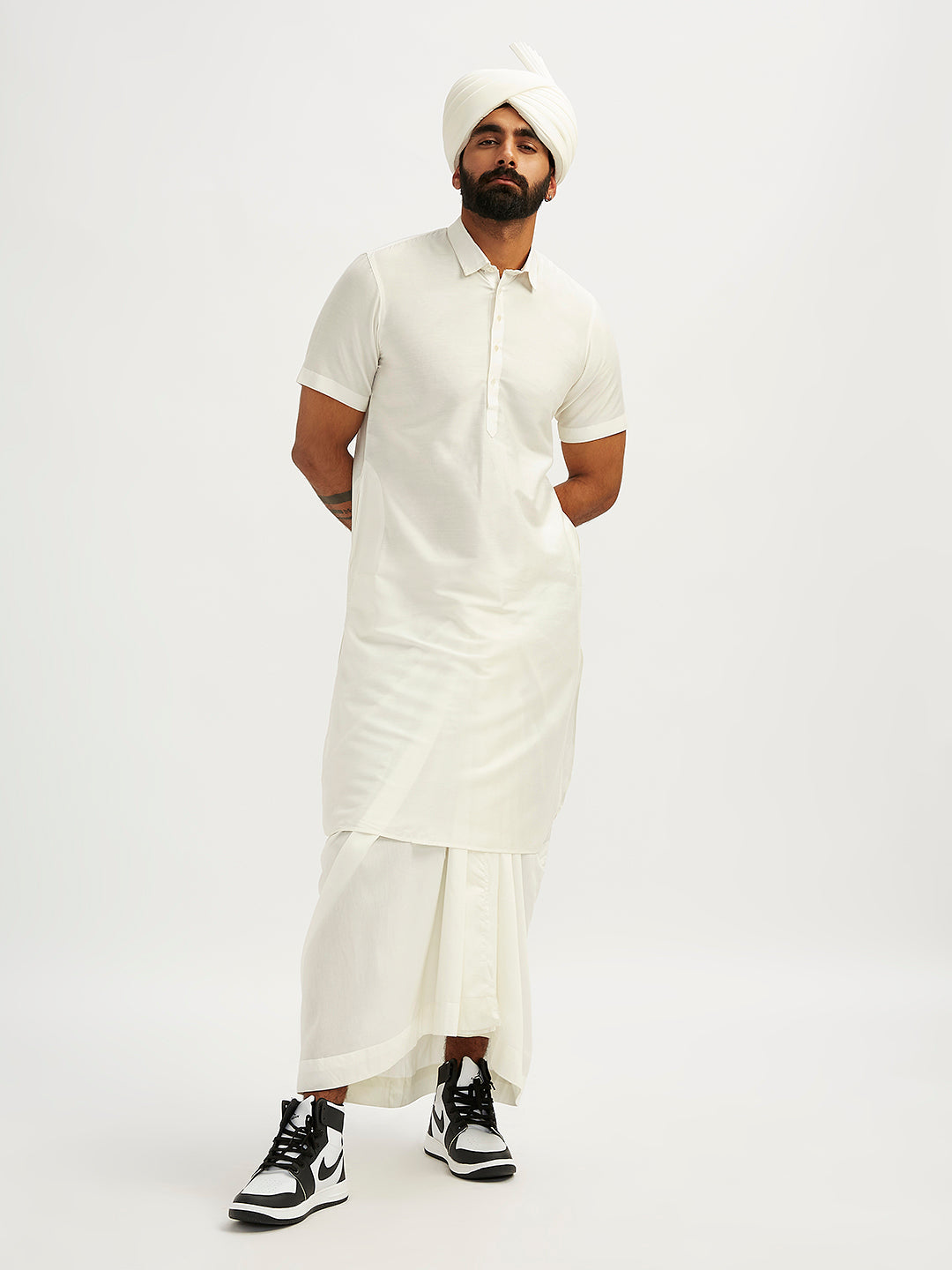 Men's White Viscose Kurta Lungi And Safa Set