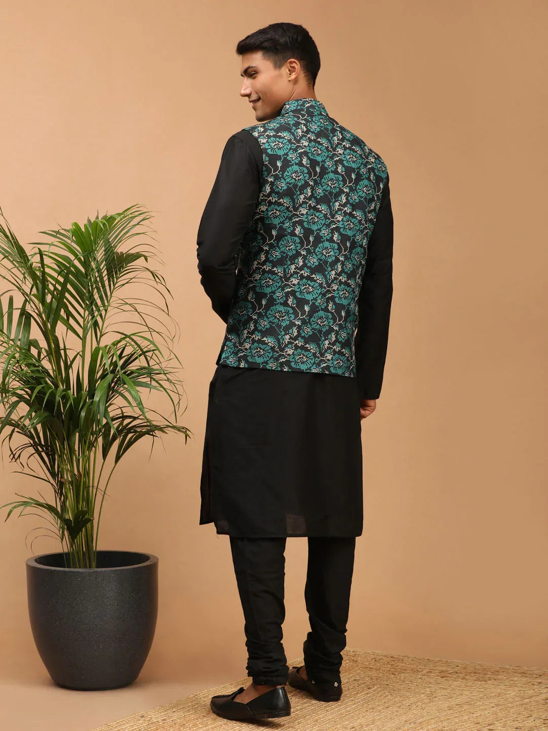 Men's Green Printed Nehru Jacket With Black Solid Kurta & Pyjama Set