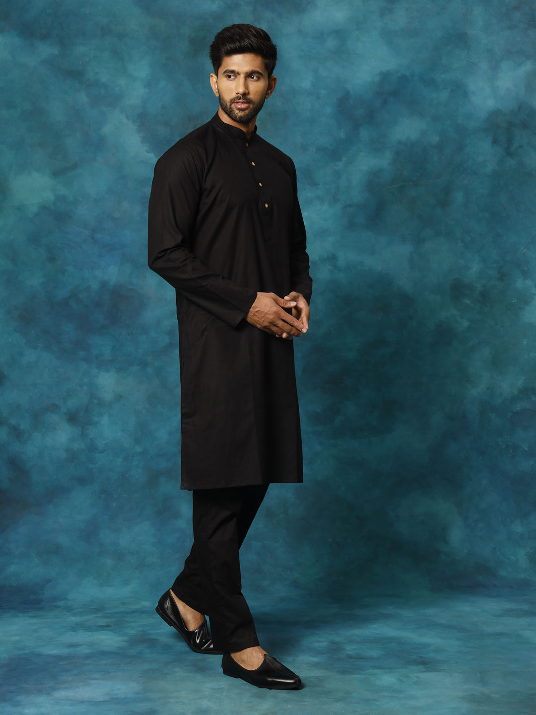 Men's Black Cotton Blend Kurta Pyjama Set