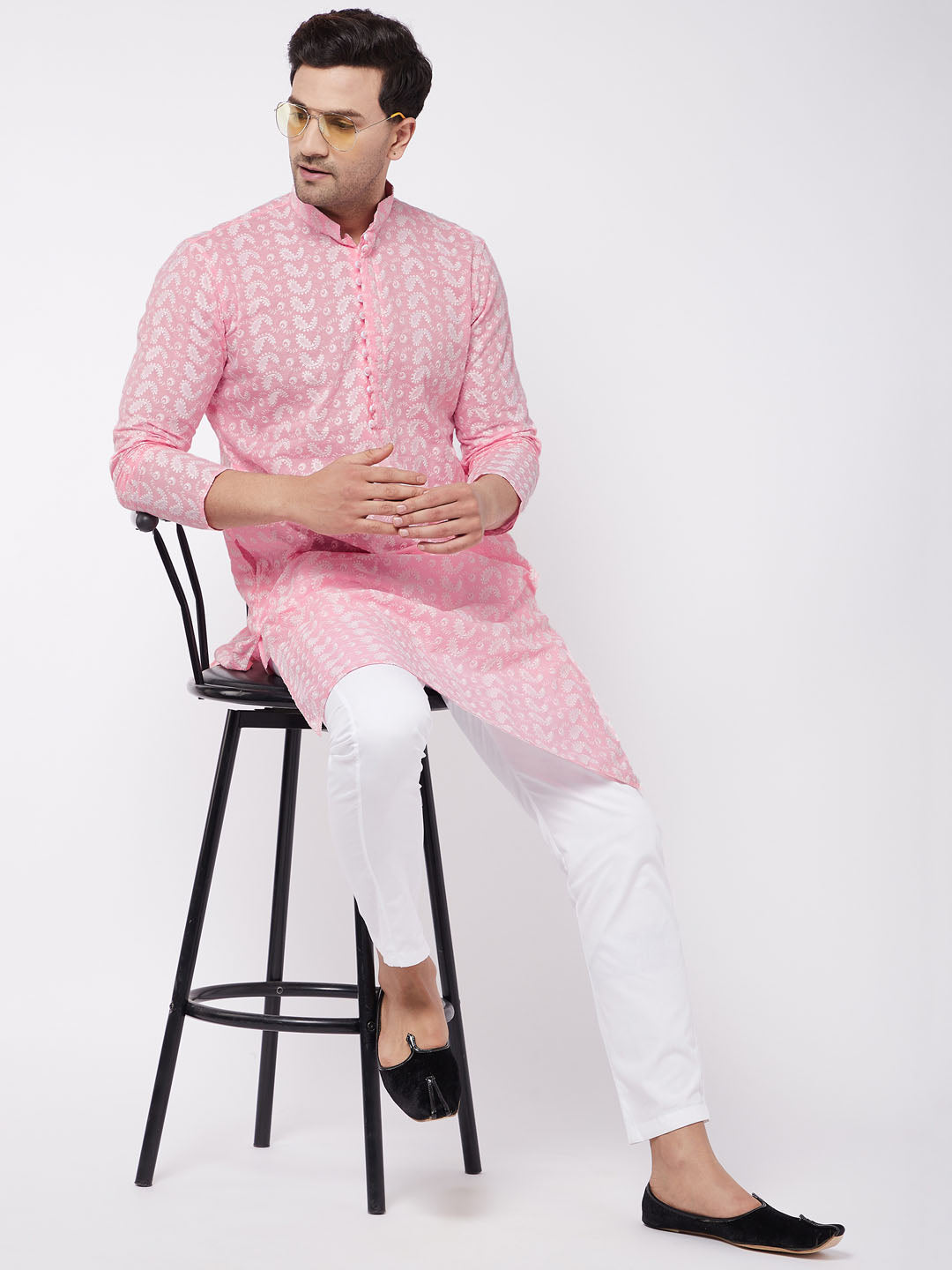 Men's Pink Pure Cotton Chikankari Kurta With Pant Set