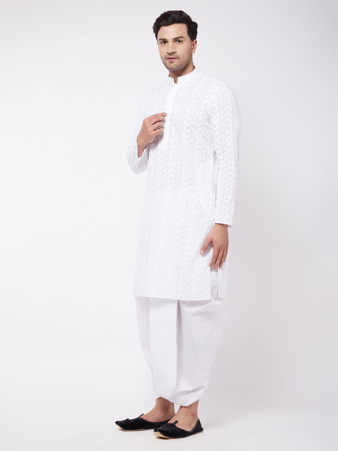 Men's White Pure Cotton Chikankari Kurta With Dhoti Set